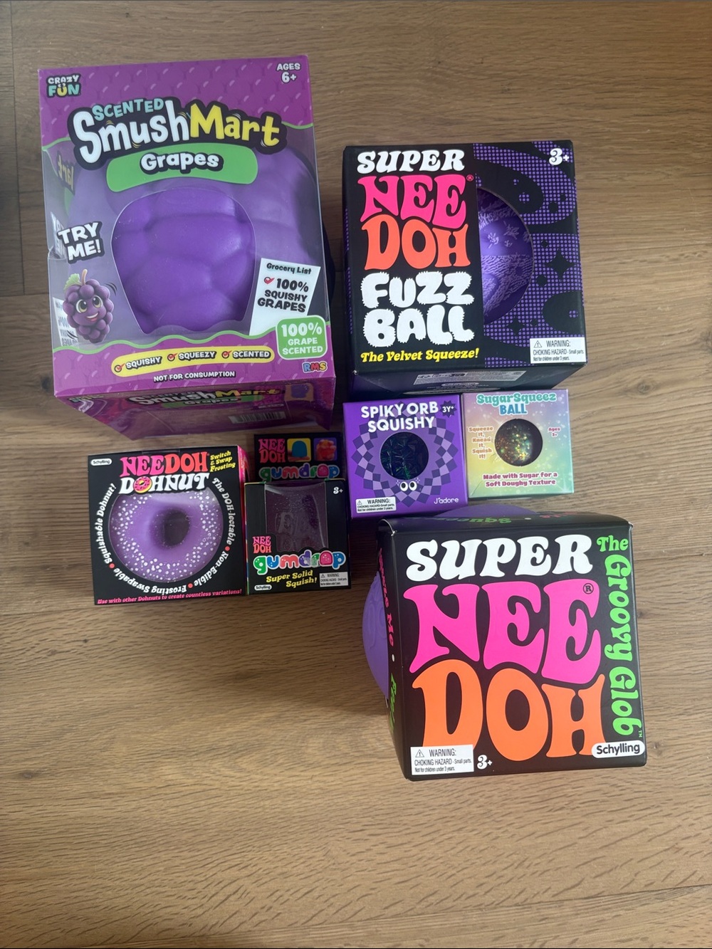 SmushMart Scented Grapes & Super NeeDoh Fuzzball&GroovyGlob Bundle. All new.